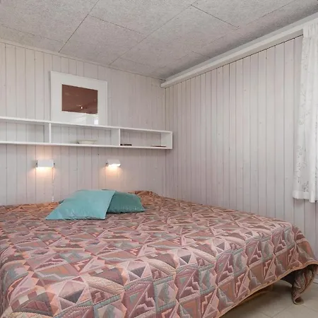 Two-bedroom Holiday In Pandrup * Rødhus