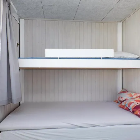 Feriehus Two-bedroom Holiday In Pandrup Rødhus
